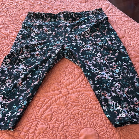 Skechers Superbloom High Waist Capri Leggings - Picture 6 of 12